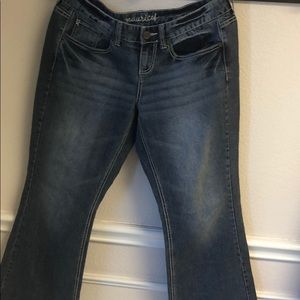 Maurices jeans